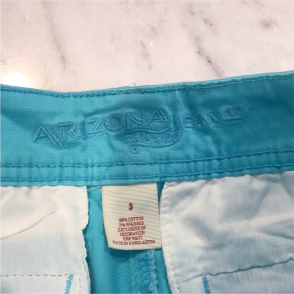 Short corduroy shorts size 3 in light blue - Picture 16 of 16